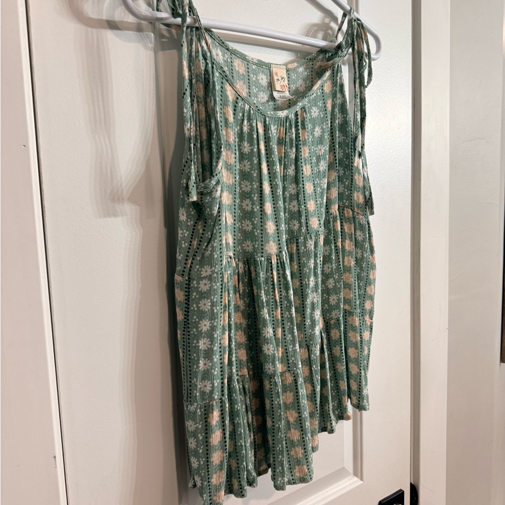 Fifth Ray Green Floral Tiered Tank Boho - Picture 5 of 8